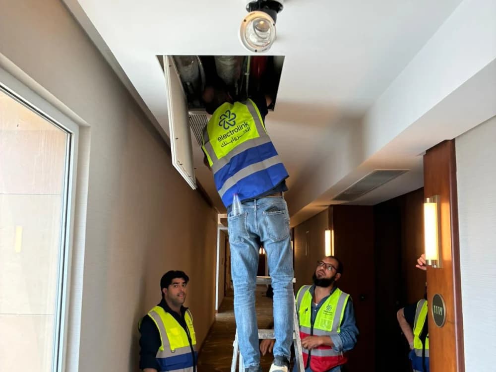 فندق هيلتون الرياض – أعمال أنظمة التيار الخفيف - Gallery 3