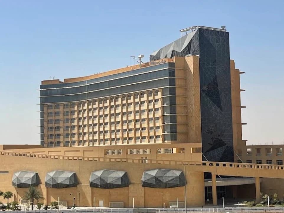فندق هيلتون الرياض – أعمال أنظمة التيار الخفيف